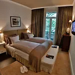 Hotel Hvd Boutique Oasis - Private & Free Parking